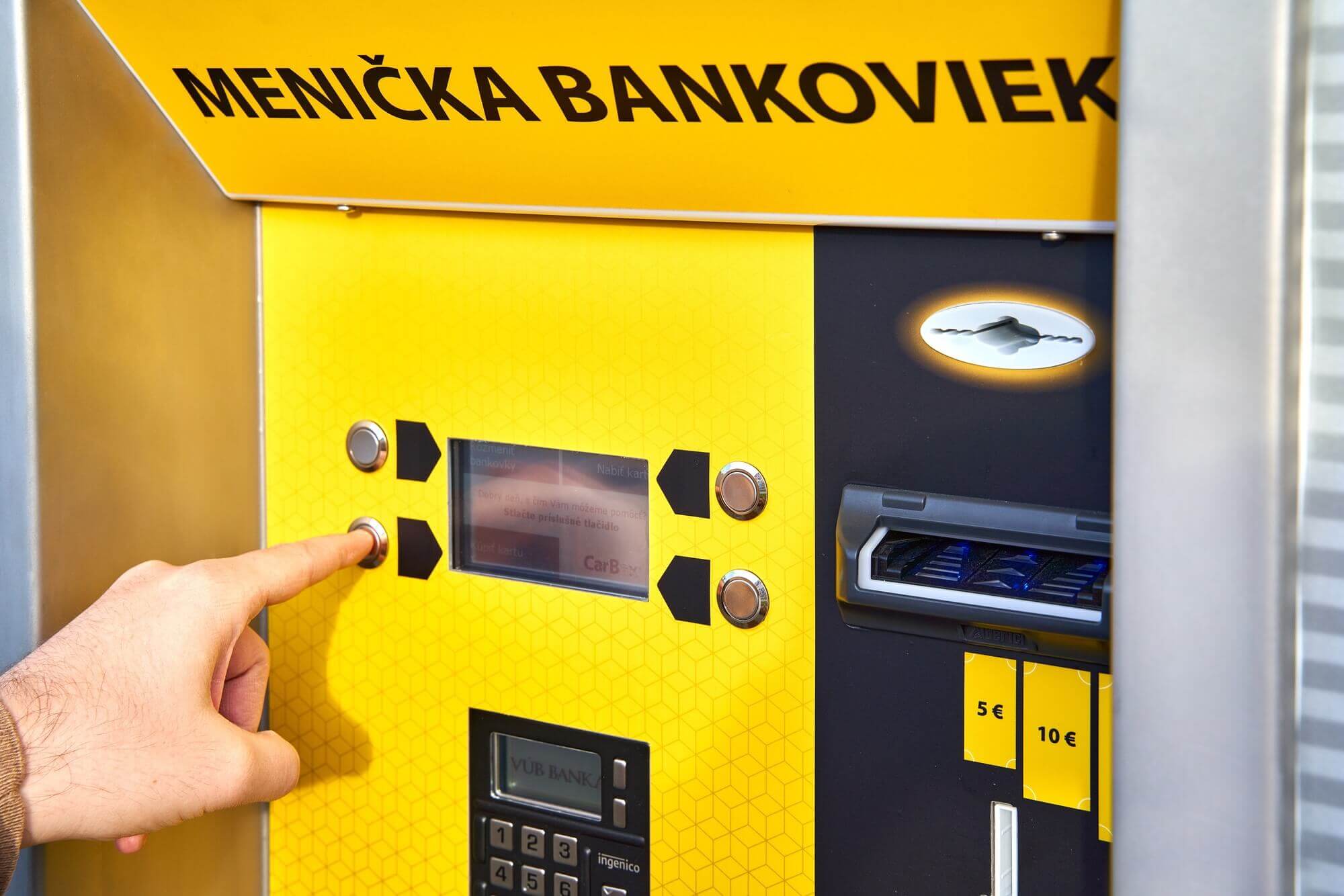 Predstavujeme meničku bankoviek CarBaxChange